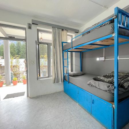 Young Monk Hostel & Cafe Old Manali Dış mekan fotoğraf